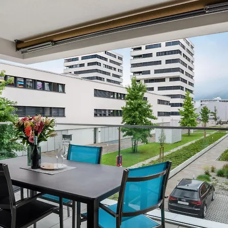 公寓 Loctowers A4-1-1 By Interhome